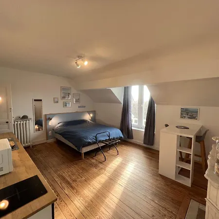 Le Manoir Des Lys דירה Tilly-sur-Seulles