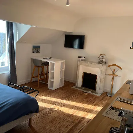 Le Manoir Des Lys * Tilly-sur-Seulles