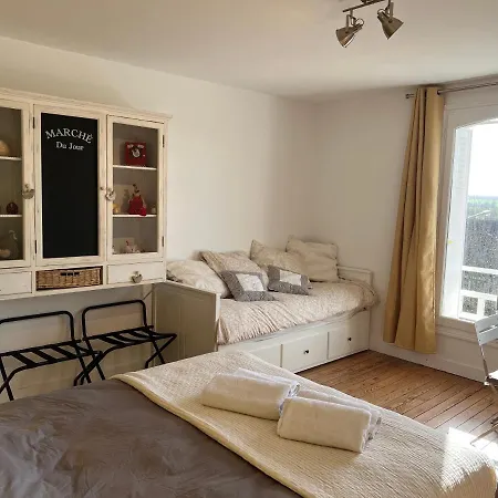 Le Manoir Des Lys דירה *