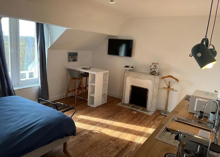 Le Manoir Des Lys * Tilly-sur-Seulles